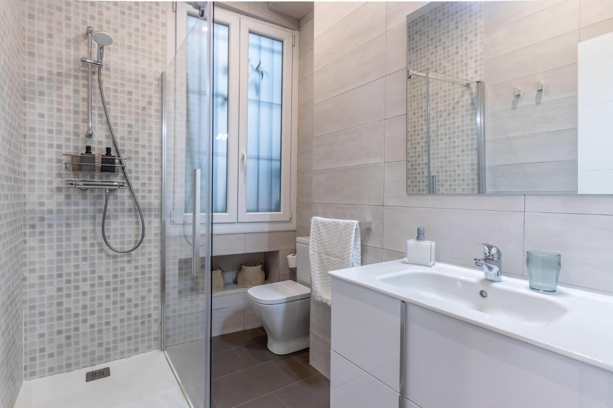 Homeloving Apartment Bilbao Centre With Parking Exterior foto