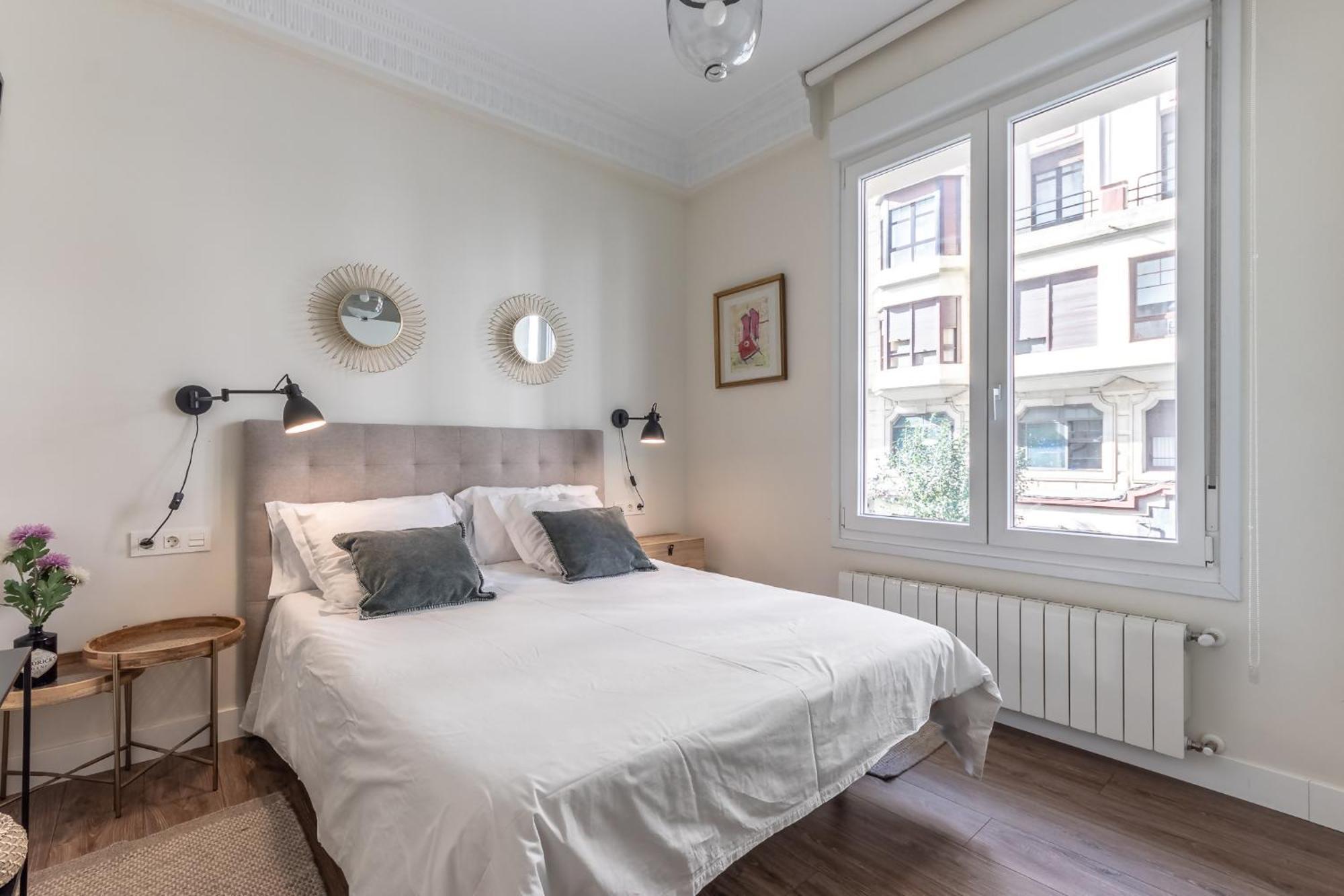 Homeloving Apartment Bilbao Centre With Parking Exterior foto